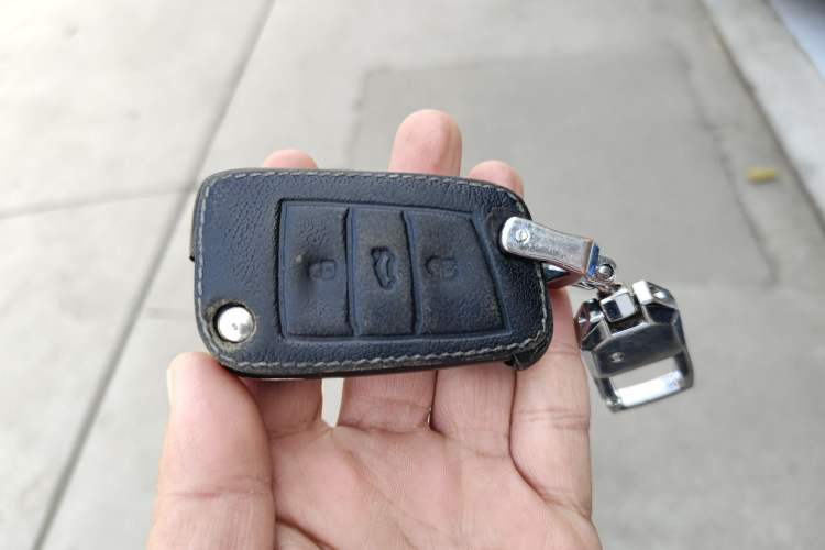 Used Volkswagen T-ROC 2018 230TSI DSG Two-Wheel Drive Advanced Version China V Standard
