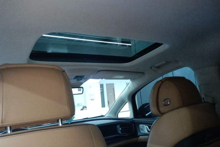 Used Denza D9 2024 DM-i 980 Four-Wheel Drive Prestige Model
