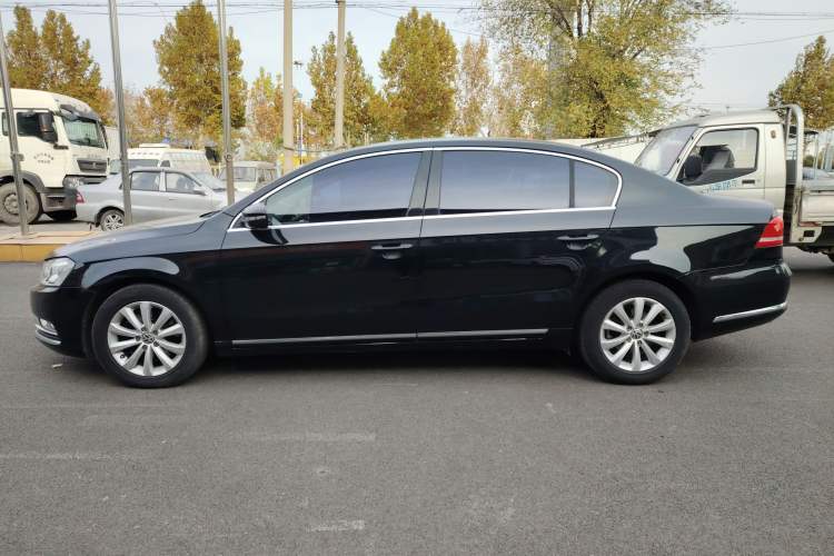 Used Volkswagen Magotan 2015 2.0 TSI Luxury Model
