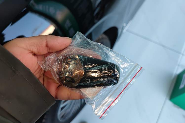 Used VOYAH Dream 2025 PHEV Four-Wheel-Drive Flagship Kunpeng Edition
