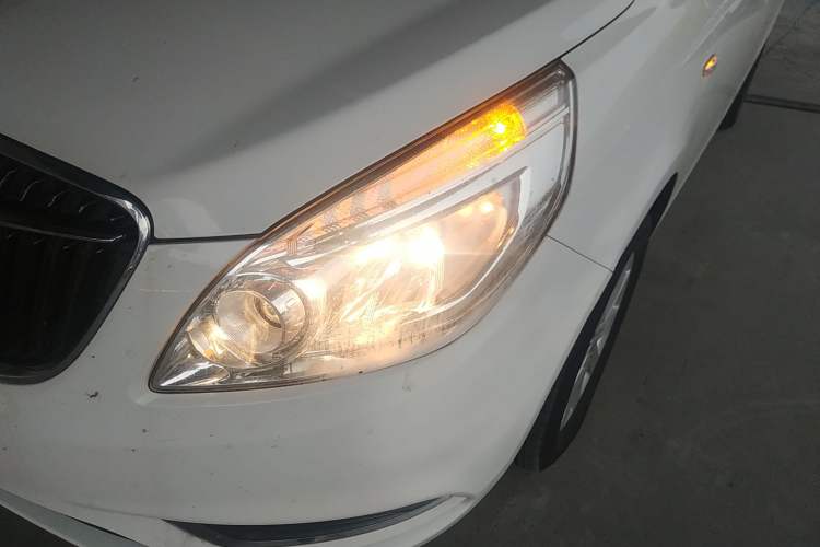 Used Buick GL8 2018 28T Comfort Model China VI Standard
