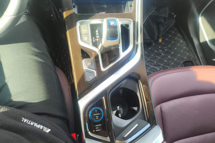 Used Geely Auto Jiajie New Energy 2022 1.5TD PHEV Platinum Comfort Edition