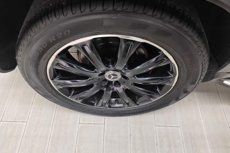 Used Mercedes-Benz GLE Coupe 2017 GLE 320 4MATIC Coupe SUV
