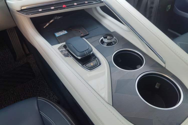 Used Zeekr 001 2022 Ultra-Long Range Dual-Motor YOU Version
