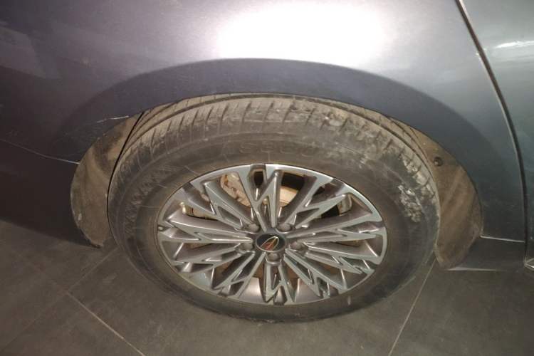 Used Hongqi H5 2023 2.0T Automatic Smart Connect Flagship Edition
