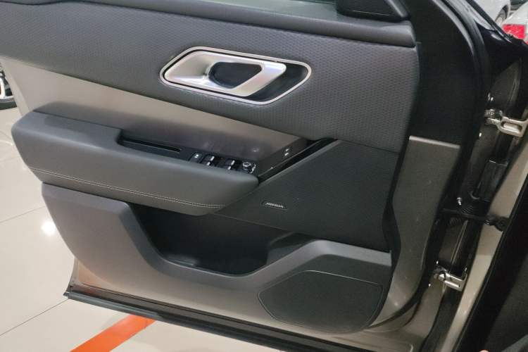 Used Land Rover Range Rover Velar 2021 P250 model
