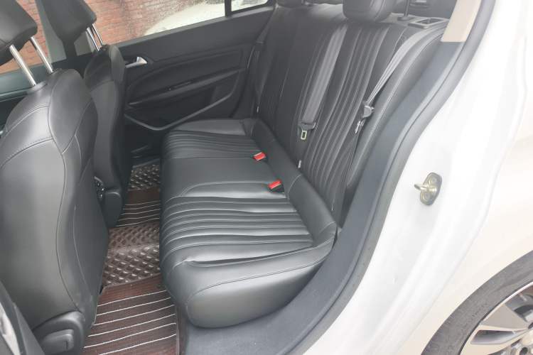 Used Peugeot 408 2019 230THP Automatic Luxury Edition China VI Standard
