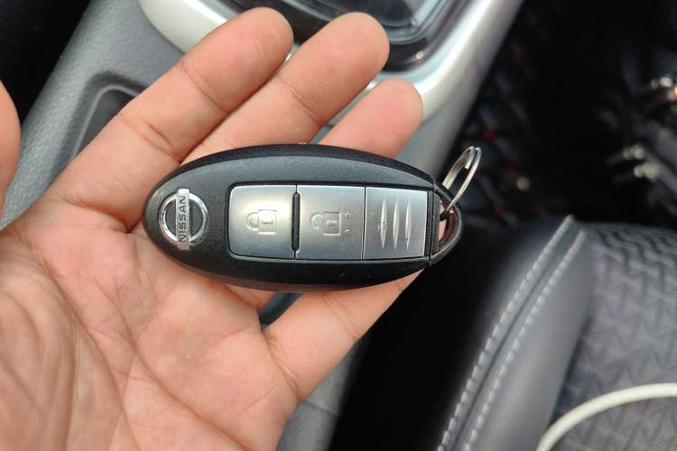 Used Nissan Tiida 2016 1.6L CVT Smart Drive Edition