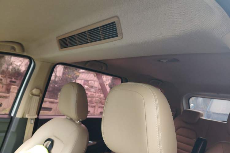 Used Wuling Hongguang 2018 1.5L S Comfort Model L2B
