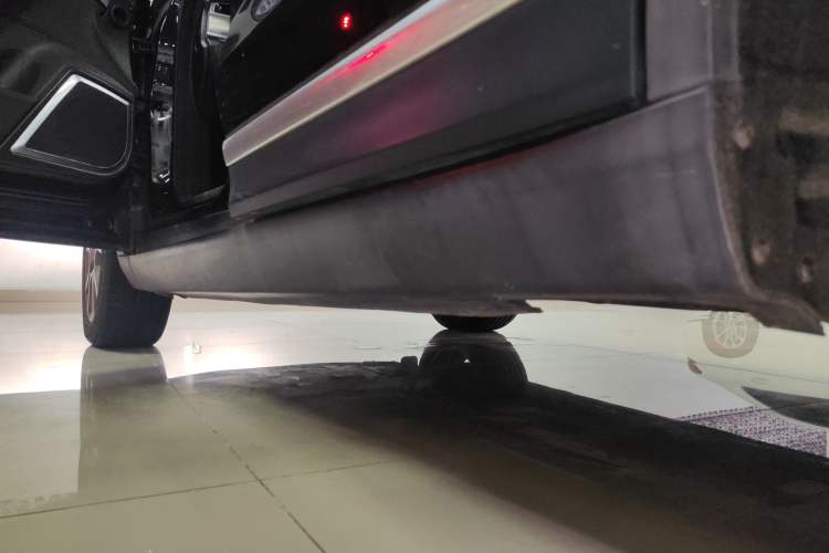 Used Haval H7 2017 Red-Label H7 2.0T Automatic Luxury Model
