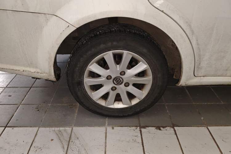 Used Buick Excelle 2013 1.5L Manual Classic Model
