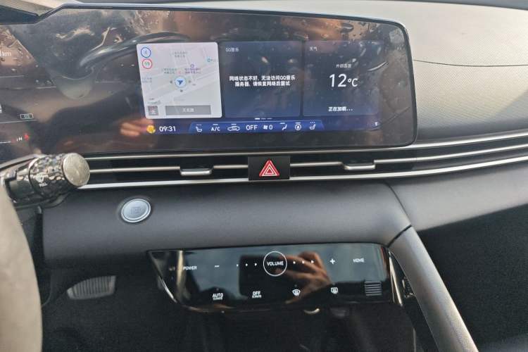 Used Hyundai Elantra 2021 1.5L CVT LUX Prestige Edition
