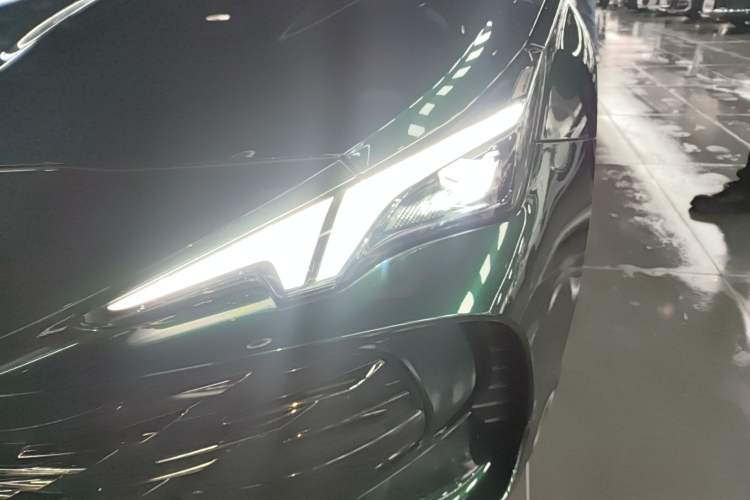 Used MG 7 2023 1.5T DCT Elegant & Graceful Edition
