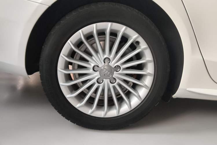 Used Audi A4L 2015 35 TFSI Automatic Comfort Model
