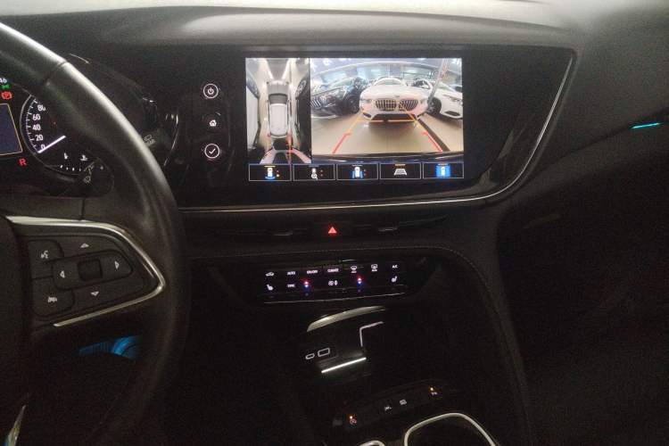 Used Buick Envision 2022 Encore Plus 652T Five-Seat Luxury Model
