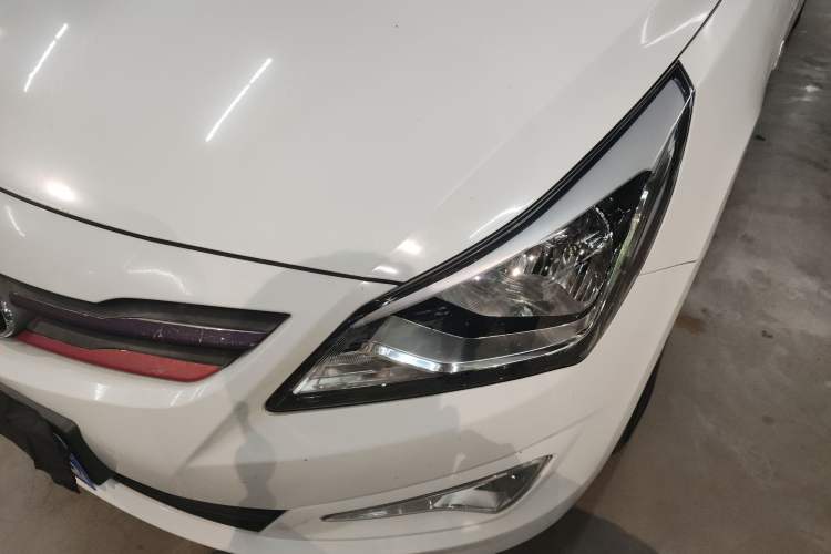 Used Hyundai Verna 2014 1.4L Manual Smart GLS Trim
