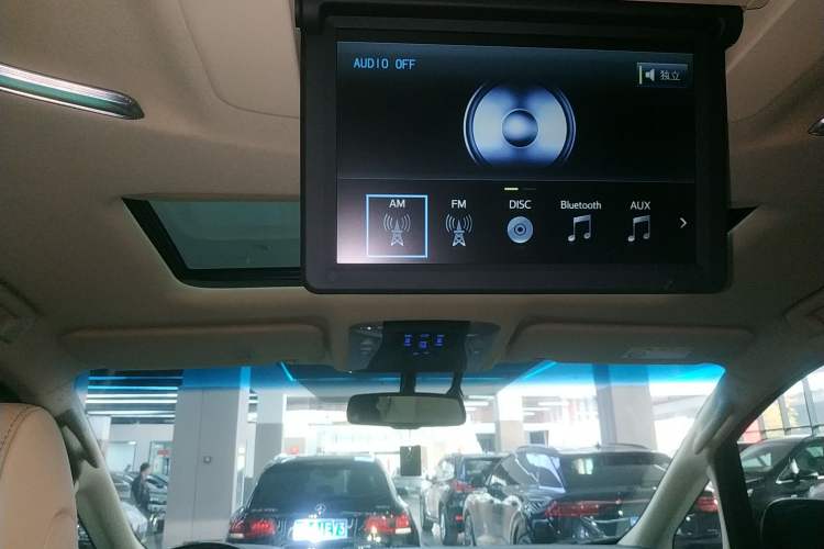 Used Toyota Alphard 2018 Revised Version 3.5L Premium Edition
