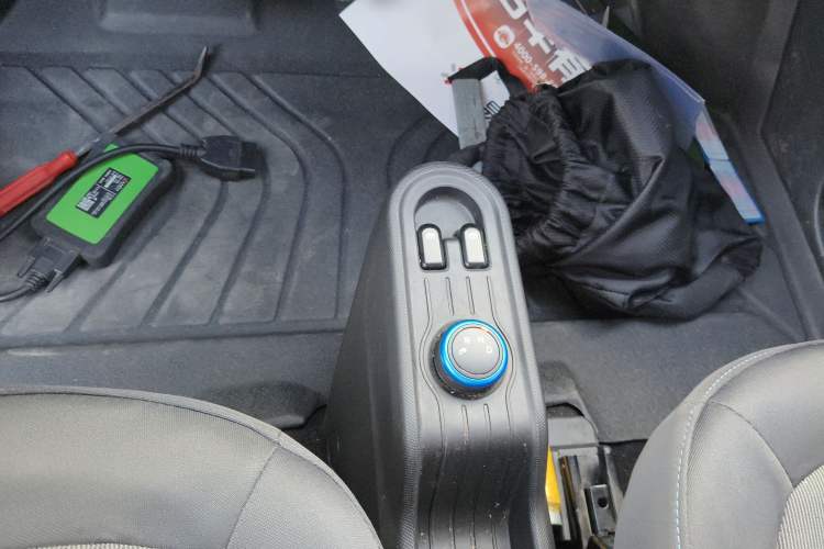 Used Wuling Hongguang MINIEV 2022 Easy Version Lithium Iron Phosphate
