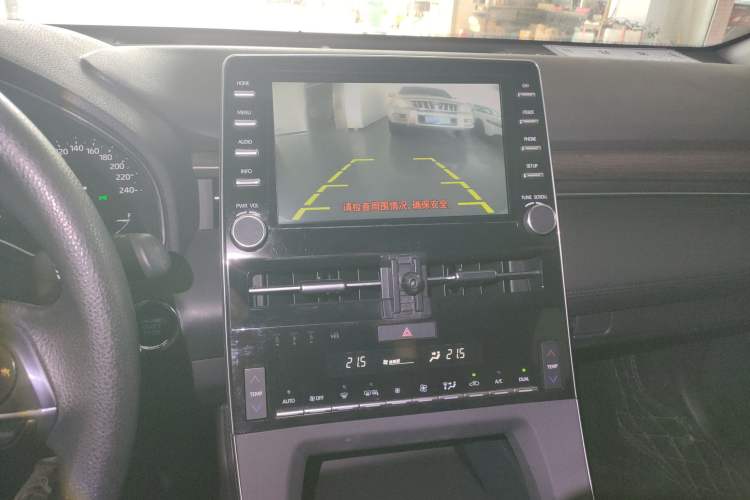 Used Toyota Avalon 2019 2.0L Ambition Edition China VI
