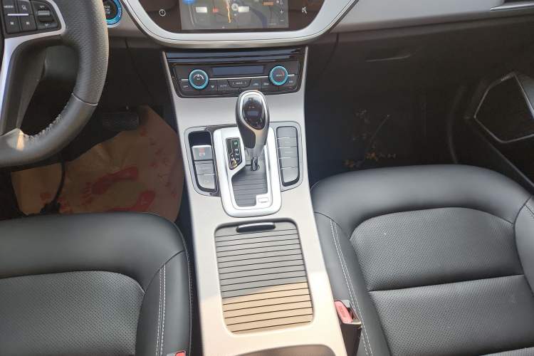 Used Geely Auto Emgrand GL 2017 1.8L DCT Elite Model