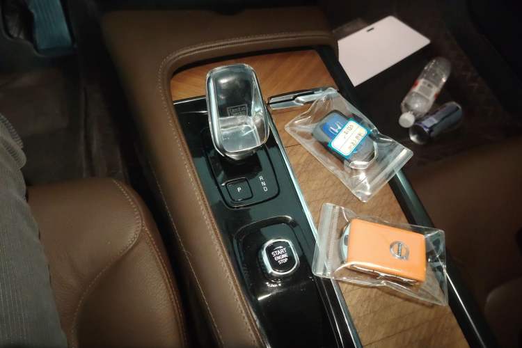 Used Volvo S90 2023 B5 Zhiyi Luxury Edition
