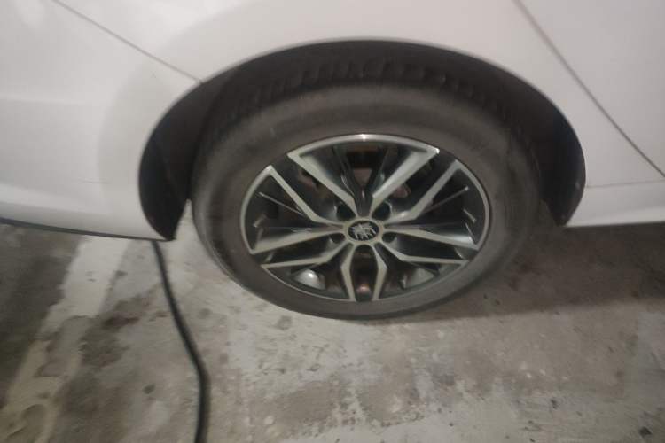 Used BYD Qin Pro New Energy 2019 DM Super Edition 1.5TI Automatic Smart Connect Speedy Model China VI Standard
