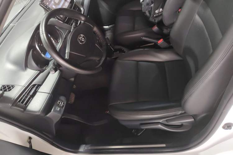 Used Toyota YARiS L 2021 1.5L CVT Leading Edition
