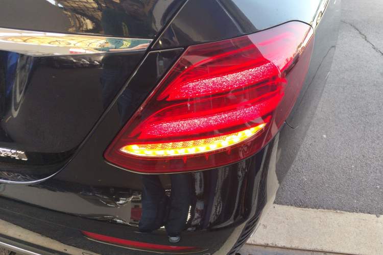 Used Mercedes-Benz E-Class 2020 Facelift E 260 L
