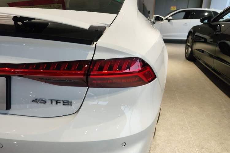 Used Audi A7 2022 45 TFSI Prestige Edition
