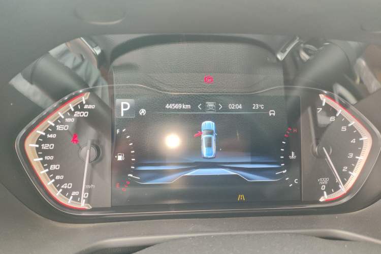 Used SAIC MAXUS D90 Pro 2020 2.0T Gasoline 4x4 Luxury Edition 6 Seats
