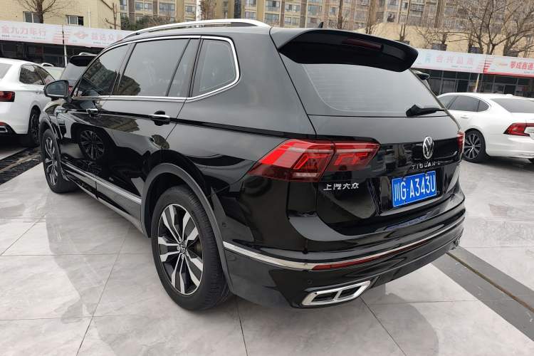 Used Volkswagen Tiguan L 2022 330TSI Automatic Two-Wheel Drive R-Line Enhanced Edition
