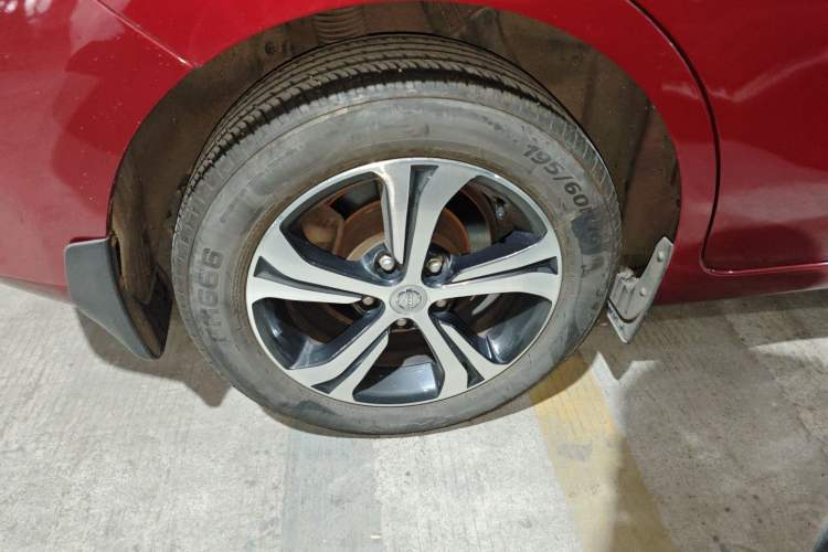 Used Nissan Tiida 2019 1.6L CVT Smart Drive Version China VI Standard