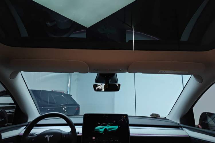 Used Tesla Model Y 2023 Rear-Wheel-Drive Version