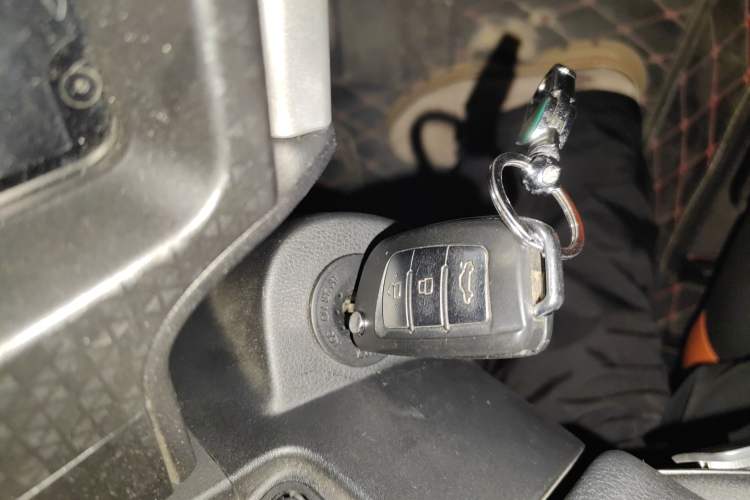 Used Geely Auto Vision X1 2017 1.3L Automatic Player Edition
