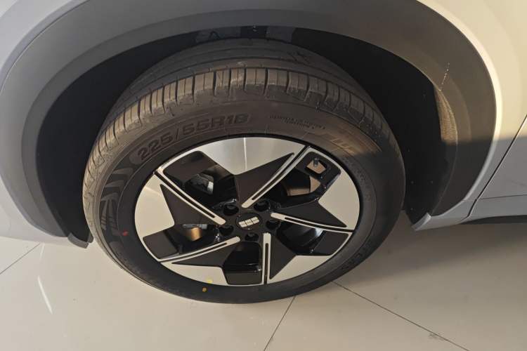 Used  E5 2026 Model 530km Exploration Edition
