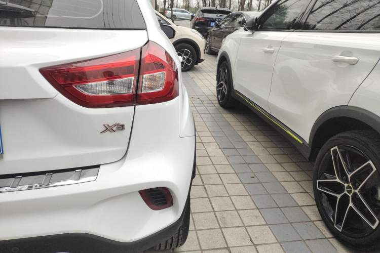 Used Geely Auto Vision X3 2017 1.5L Automatic Prestige Model