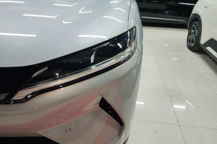 Used BYD Yuan UP 2025 Intelligent Driving Version 401 KM Dynamic Edition
