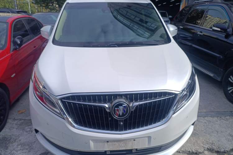 Used Buick GL8 2018 ES 28T Flagship Model China VI Standard
