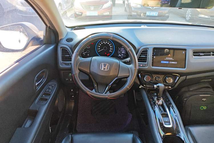 Used Honda Vezel 2020 1.5L CVT Elite Edition
