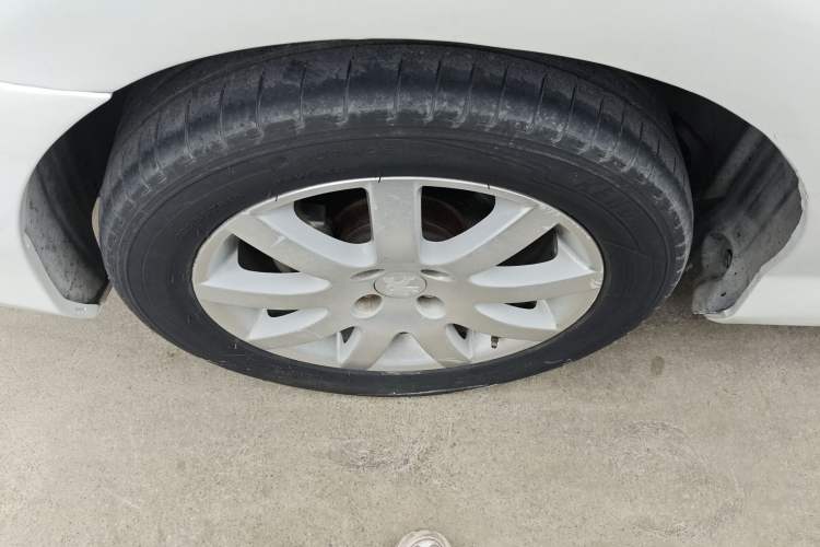 Used Peugeot 308 2014 Enjoy Edition Classic 1.6L Automatic Premium Model
