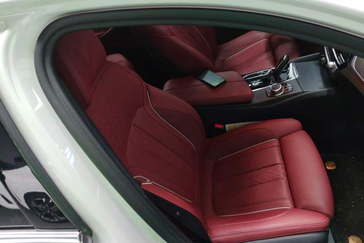 Used BMW 5 Series 2022 Second Facelift 530Li Luxury Version M Sport Package
