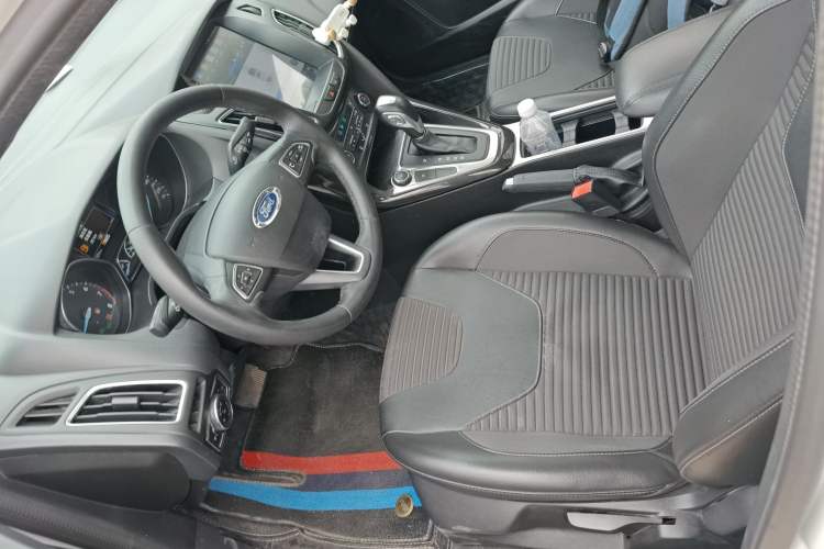 Used Ford Focus 2017 Sedan EcoBoost 180 Automatic Elite Model
