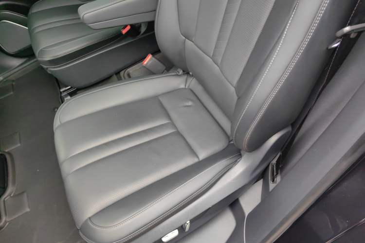 Used Li Auto ONE 2020 Extended-Range 6-Seater Version
