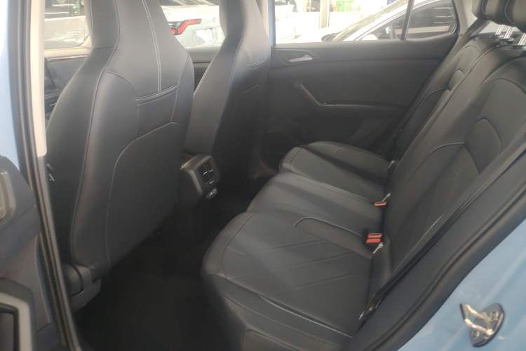 Used Volkswagen Tharu 2025 NewRui 300TSI Prestige Edition