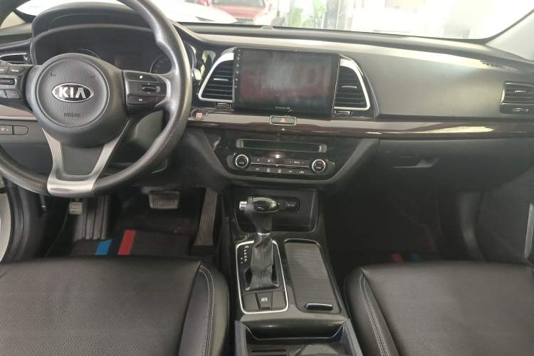 Used Kia K4 2014 1.8L Automatic GLS
