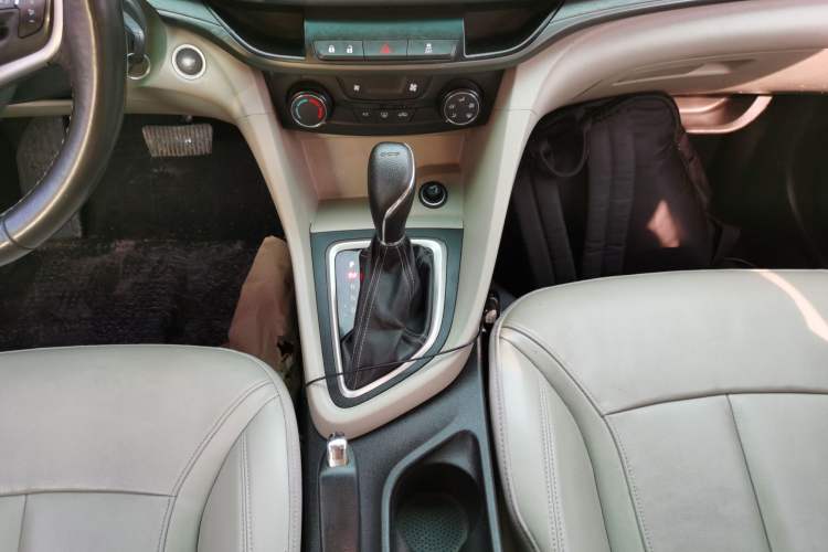 Used Buick GT 2018 15T Dual-Clutch Elite Model China V Standard
