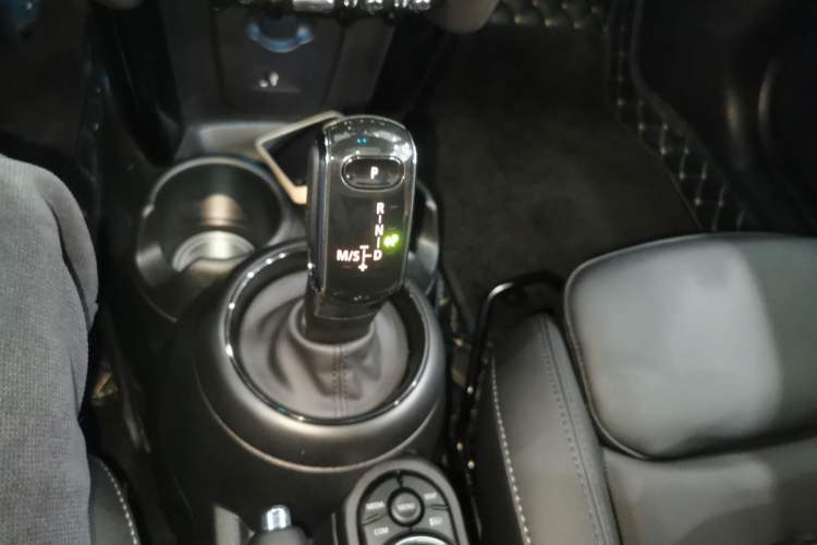 Used  MINI 2023 1.5T COOPER Midnight Escape Special Edition
