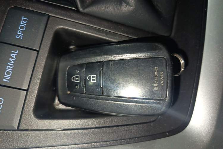 Used Toyota Wildlander 2021 2.0L CVT Two-Wheel Drive Luxury Edition
