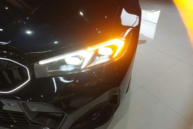 Used BMW 3 Series 2025 330Li M Sport Shadowline Package
