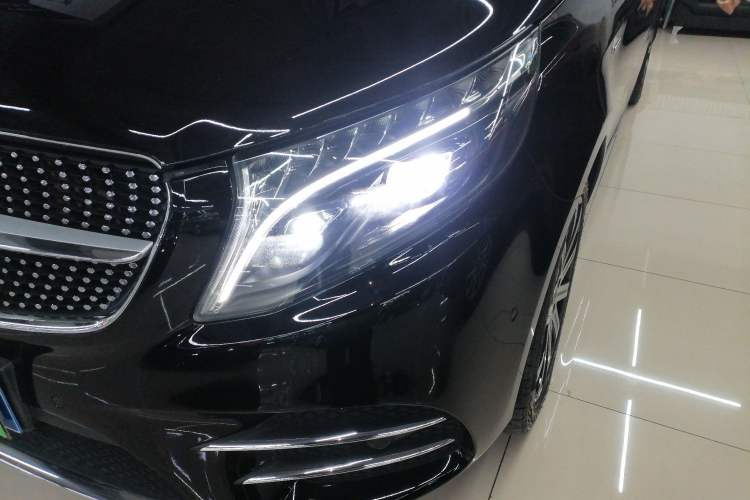 Used Mercedes-Benz V-Class 2022 V 260 L Long-wheelbase Luxury Edition
